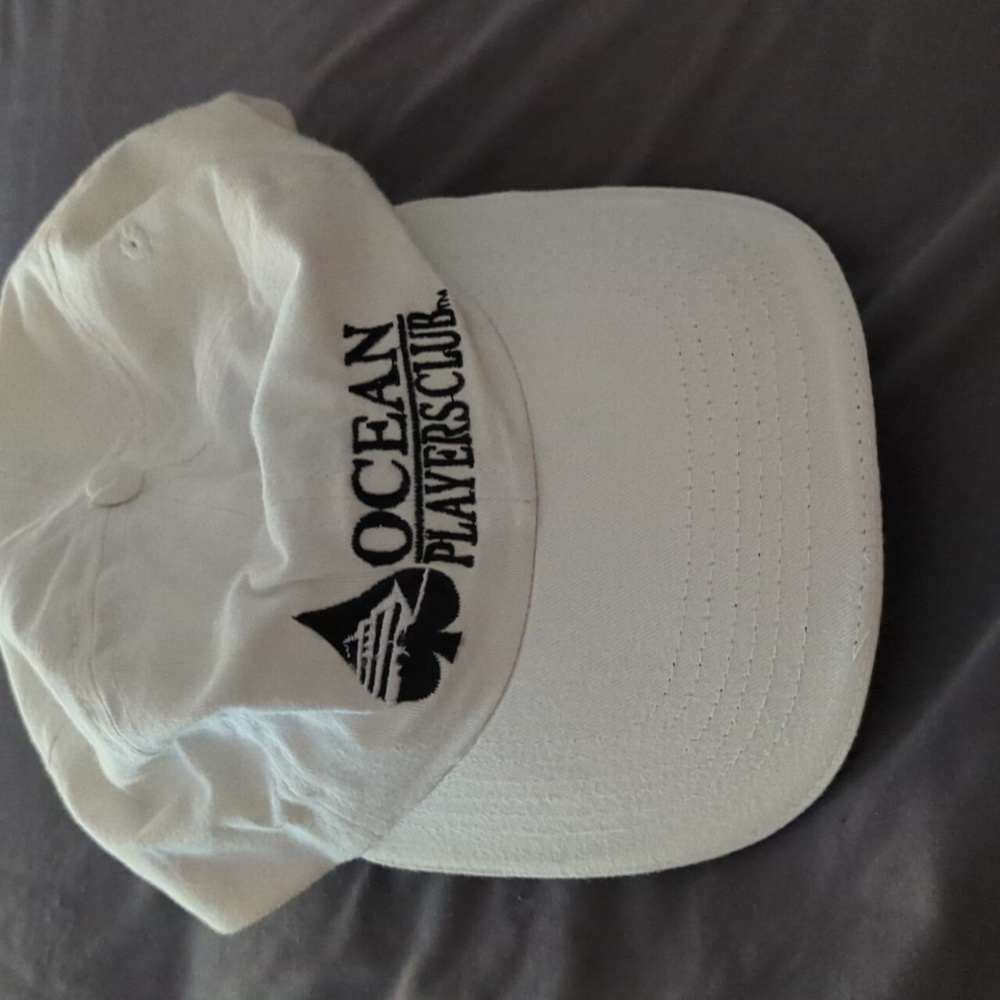 Ocean Players Club Hat NWOT. Never WORN SALE